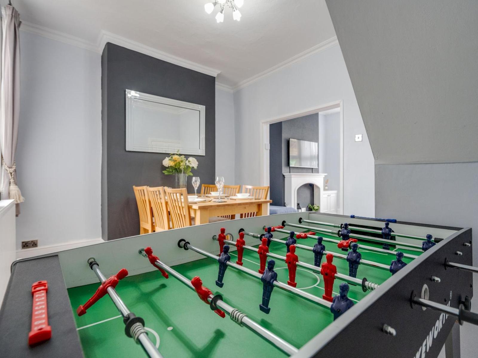 Villa Pass The Keys Ruiskin St - Liverpool Kirkdale Terrace Sleeps 5 Parking Exterior foto